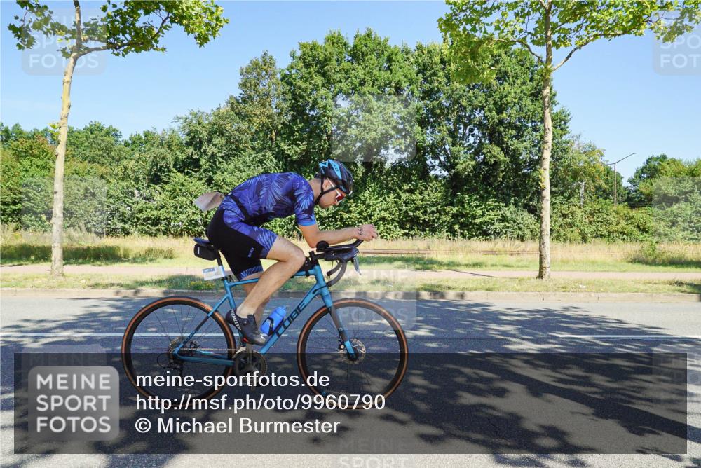 09.08.2026 - GEWOBA Citytriathlon Bremen Michael Burmester http://msf.ph/oto/9960790 09.08.2026 12:56:00 Radfahren 564, 612, 667, 763, 783, 810, 819, 897, 1005, 1156 meine-sportfotos.de