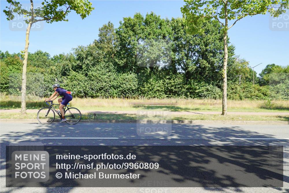 09.08.2026 - GEWOBA Citytriathlon Bremen Michael Burmester http://msf.ph/oto/9960809 09.08.2026 12:56:21 Radfahren 664, 671, 673, 759, 780, 912, 1017, 1126 meine-sportfotos.de