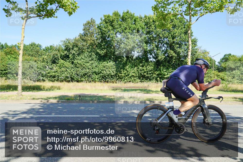09.08.2026 - GEWOBA Citytriathlon Bremen Michael Burmester http://msf.ph/oto/9960813 09.08.2026 12:56:25 Radfahren 664, 671, 673, 759, 774, 871, 902, 912, 1017, 1113 meine-sportfotos.de