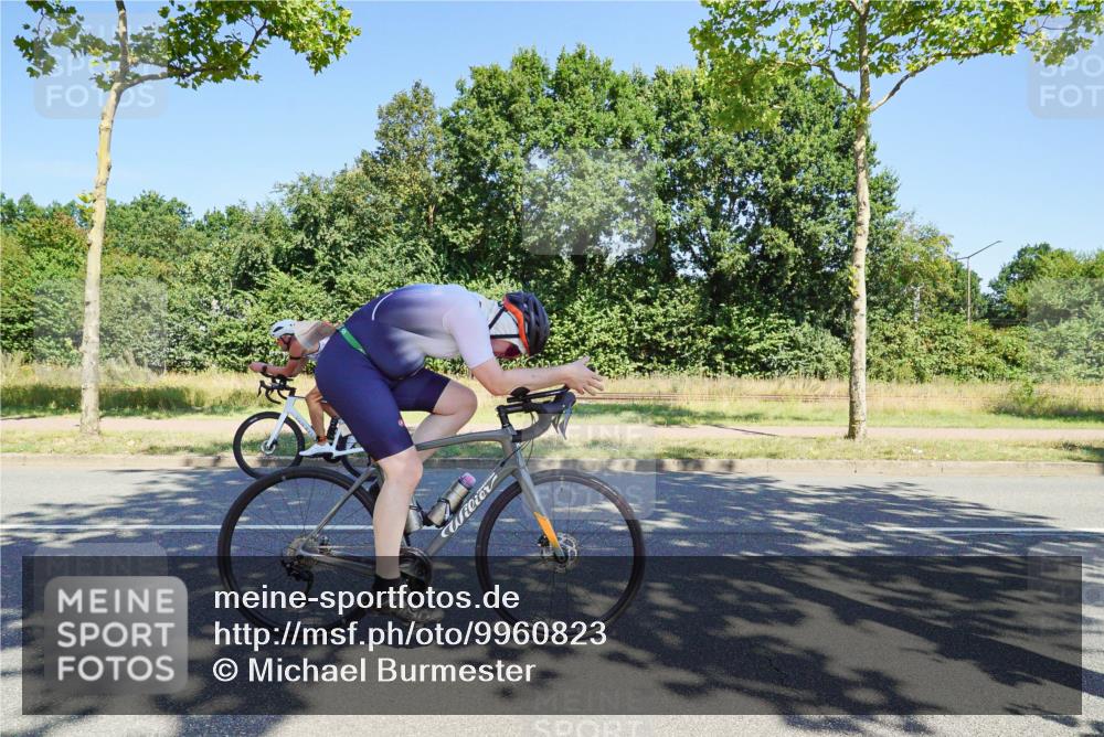 09.08.2026 - GEWOBA Citytriathlon Bremen Michael Burmester http://msf.ph/oto/9960823 09.08.2026 12:56:42 Radfahren 727, 761, 762, 774, 840, 848, 871, 902, 1113 meine-sportfotos.de