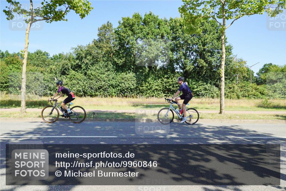 09.08.2026 - GEWOBA Citytriathlon Bremen Michael Burmester http://msf.ph/oto/9960846 09.08.2026 12:57:15 Radfahren 586, 696, 766, 806, 838, 844, 886, 896, 972, 1109 meine-sportfotos.de