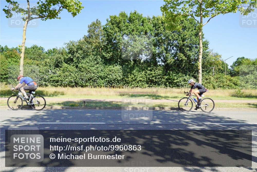09.08.2026 - GEWOBA Citytriathlon Bremen Michael Burmester http://msf.ph/oto/9960863 09.08.2026 12:57:41 Radfahren 627, 701, 702, 707, 834, 888, 1136, 1153 meine-sportfotos.de