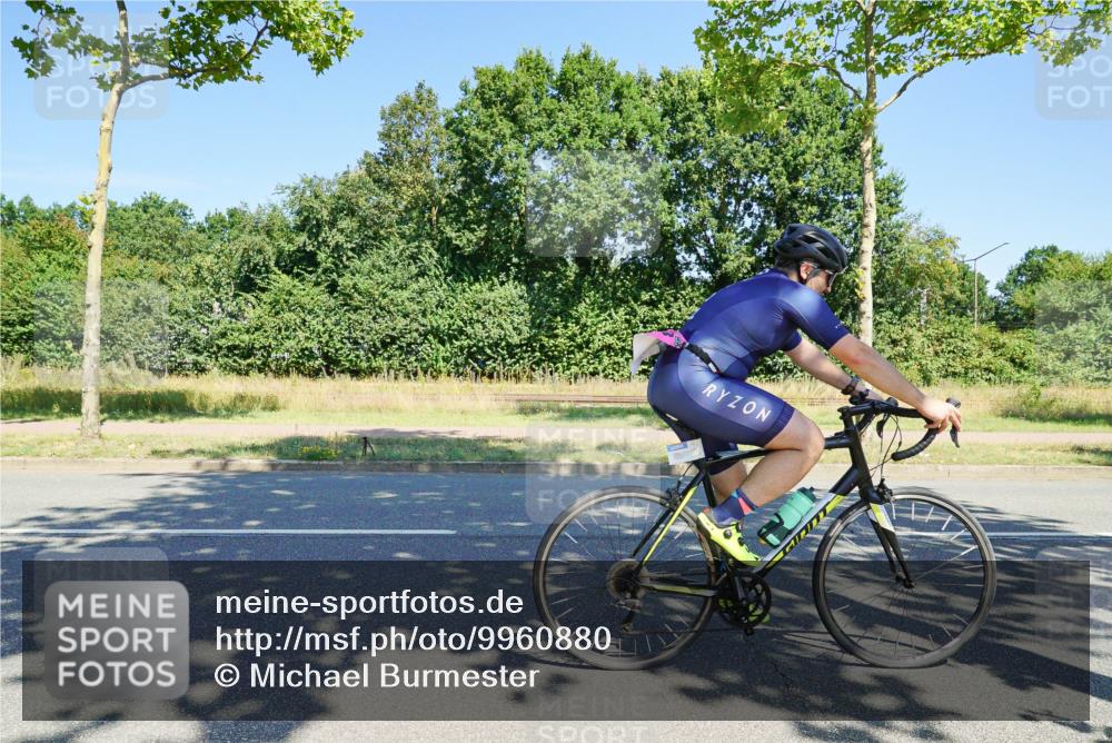 09.08.2026 - GEWOBA Citytriathlon Bremen Michael Burmester http://msf.ph/oto/9960880 09.08.2026 12:58:05 Radfahren 548, 578, 602, 625, 711, 718, 809, 919, 931, 943, 954, 976, 998, 1003, 1121, 1154 meine-sportfotos.de
