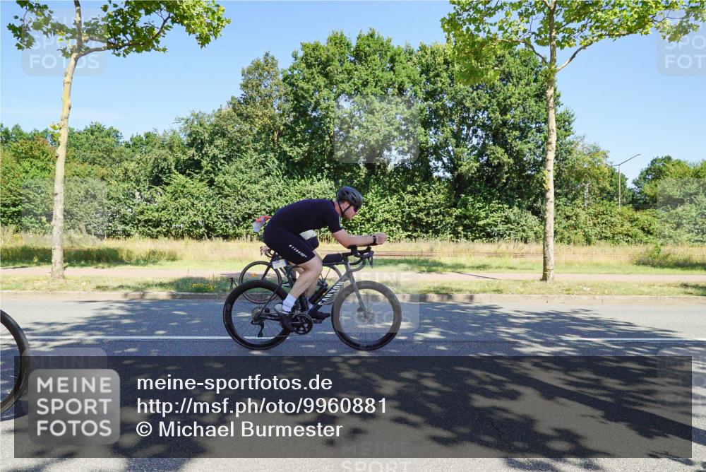 09.08.2026 - GEWOBA Citytriathlon Bremen Michael Burmester http://msf.ph/oto/9960881 09.08.2026 12:58:07 Radfahren 548, 578, 602, 625, 651, 718, 931, 943, 976, 998, 1003, 1121, 1154 meine-sportfotos.de
