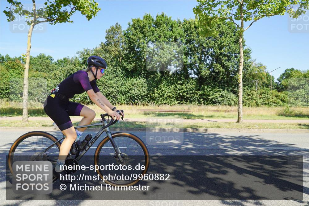 09.08.2026 - GEWOBA Citytriathlon Bremen Michael Burmester http://msf.ph/oto/9960882 09.08.2026 12:58:09 Radfahren 548, 578, 602, 625, 651, 718, 931, 943, 976, 998, 1003, 1121, 1154 meine-sportfotos.de