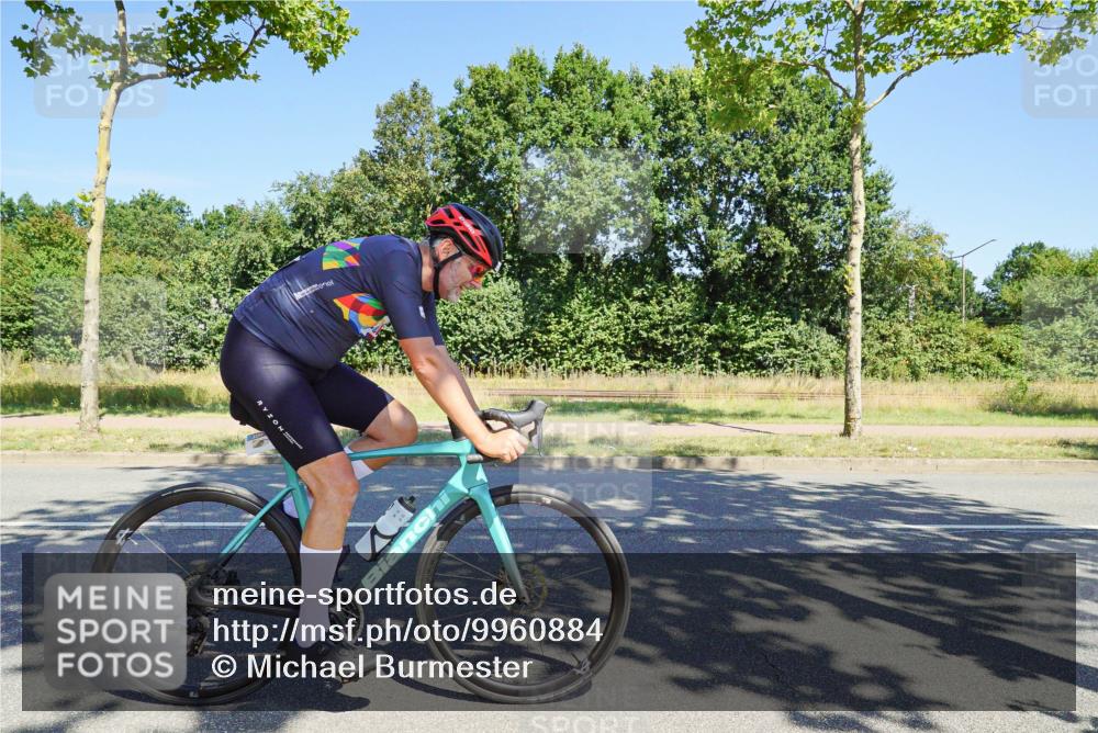 09.08.2026 - GEWOBA Citytriathlon Bremen Michael Burmester http://msf.ph/oto/9960884 09.08.2026 12:58:12 Radfahren 548, 578, 602, 625, 651, 718, 798, 931, 943, 976, 1003, 1121, 1154 meine-sportfotos.de