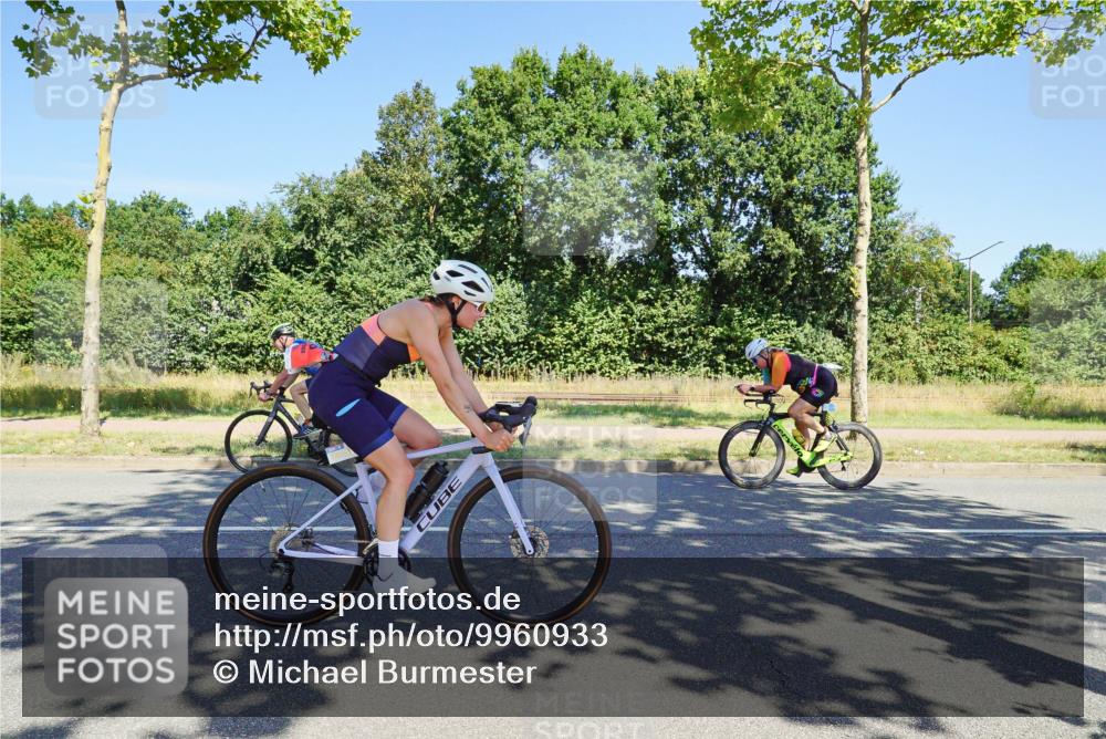 09.08.2026 - GEWOBA Citytriathlon Bremen Michael Burmester http://msf.ph/oto/9960933 09.08.2026 12:59:50 Radfahren 543, 712, 800, 817, 923, 942, 951, 956 meine-sportfotos.de
