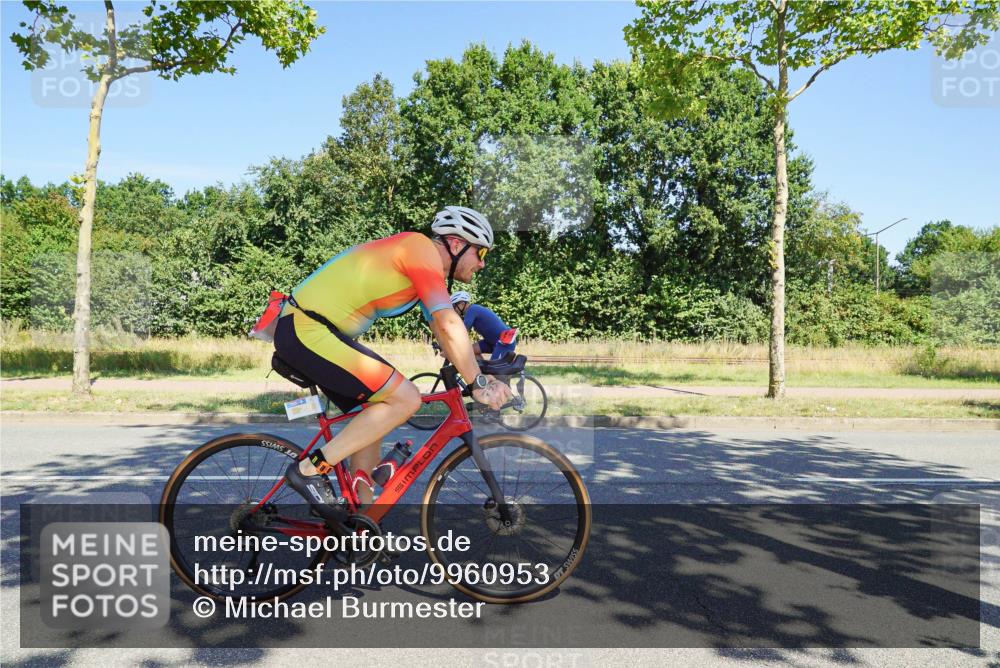 09.08.2026 - GEWOBA Citytriathlon Bremen Michael Burmester http://msf.ph/oto/9960953 09.08.2026 13:00:21 Radfahren 660, 661, 753, 1010, 1128 meine-sportfotos.de