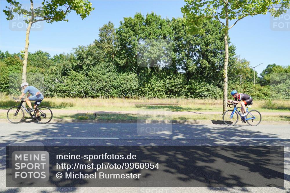 09.08.2026 - GEWOBA Citytriathlon Bremen Michael Burmester http://msf.ph/oto/9960954 09.08.2026 13:00:21 Radfahren 660, 661, 753, 1010, 1128 meine-sportfotos.de