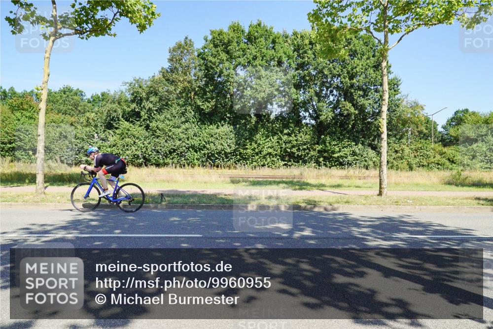 09.08.2026 - GEWOBA Citytriathlon Bremen Michael Burmester http://msf.ph/oto/9960955 09.08.2026 13:00:22 Radfahren 660, 661, 753, 1010, 1128 meine-sportfotos.de