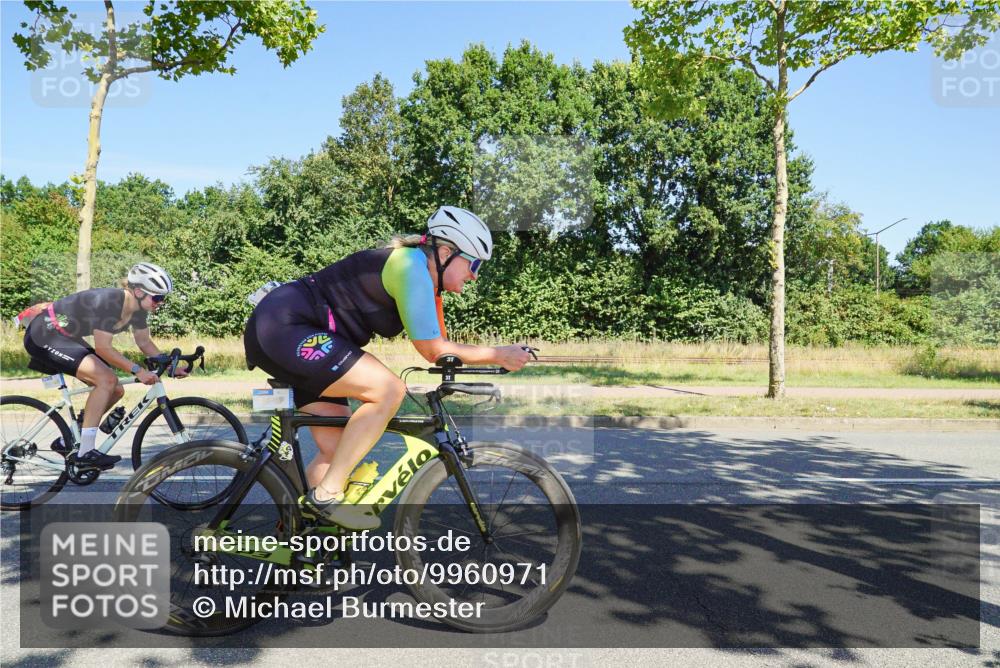 09.08.2026 - GEWOBA Citytriathlon Bremen Michael Burmester http://msf.ph/oto/9960971 09.08.2026 13:00:40 Radfahren 621, 633, 649, 700, 720, 870, 915, 933, 940, 989, 1104, 1123 meine-sportfotos.de
