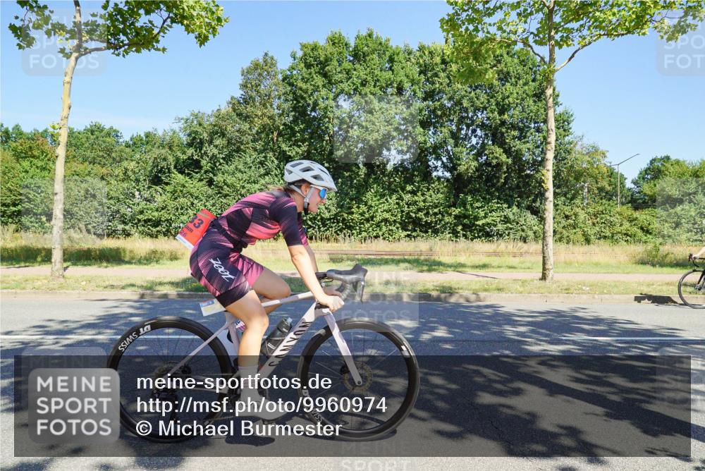 09.08.2026 - GEWOBA Citytriathlon Bremen Michael Burmester http://msf.ph/oto/9960974 09.08.2026 13:00:43 Radfahren 621, 633, 649, 700, 720, 870, 915, 933, 940, 989, 1004, 1104, 1107, 1123 meine-sportfotos.de