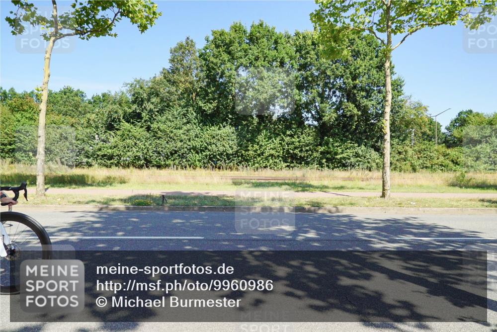 09.08.2026 - GEWOBA Citytriathlon Bremen Michael Burmester http://msf.ph/oto/9960986 09.08.2026 13:00:59 Radfahren 558, 644, 785, 843, 944, 1004, 1107 meine-sportfotos.de