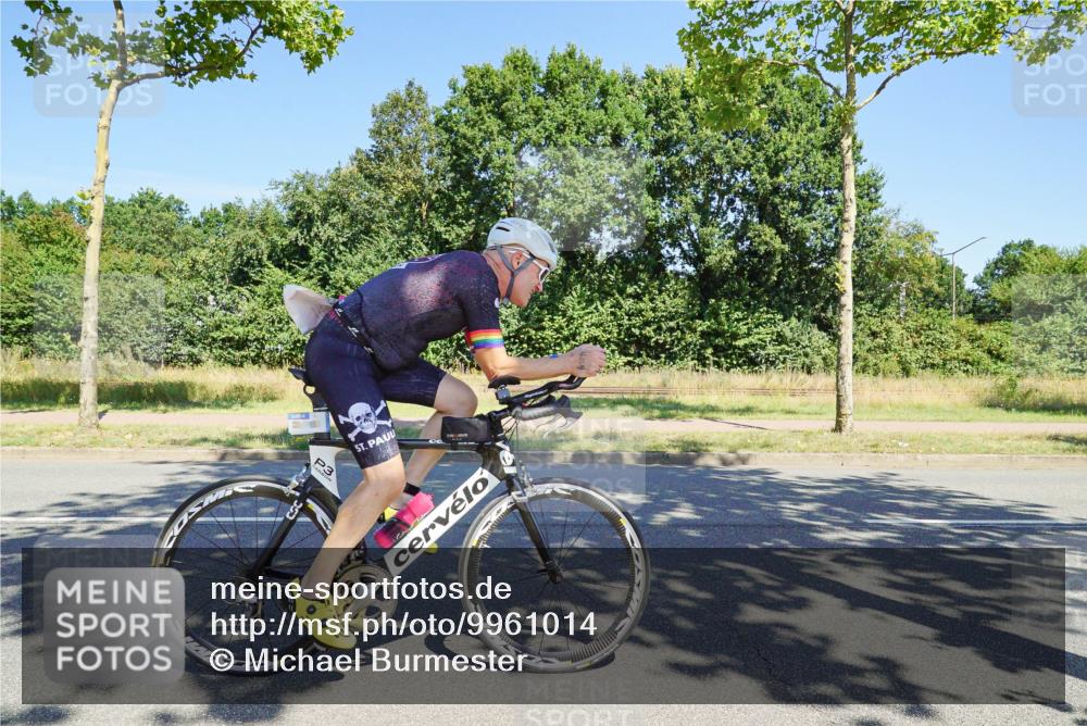 09.08.2026 - GEWOBA Citytriathlon Bremen Michael Burmester http://msf.ph/oto/9961014 09.08.2026 13:01:37 Radfahren 587, 631, 666, 669, 690, 775, 859, 862, 878, 991, 1014, 1120 meine-sportfotos.de
