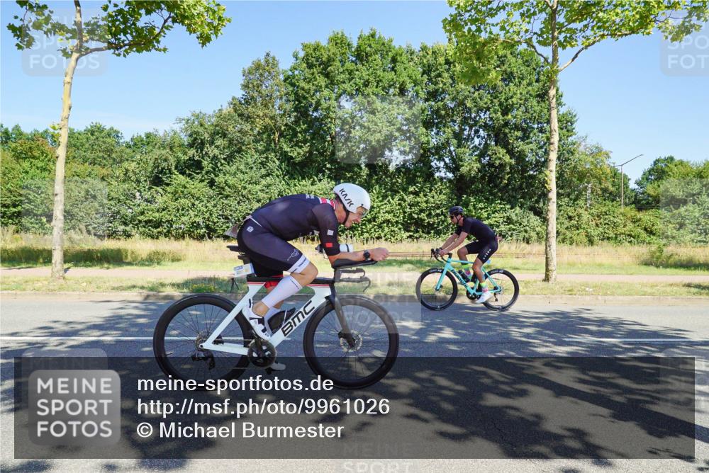 09.08.2026 - GEWOBA Citytriathlon Bremen Michael Burmester http://msf.ph/oto/9961026 09.08.2026 13:01:50 Radfahren 587, 631, 690, 729, 746, 764, 775, 813, 831, 889, 1014, 1120, 1125 meine-sportfotos.de