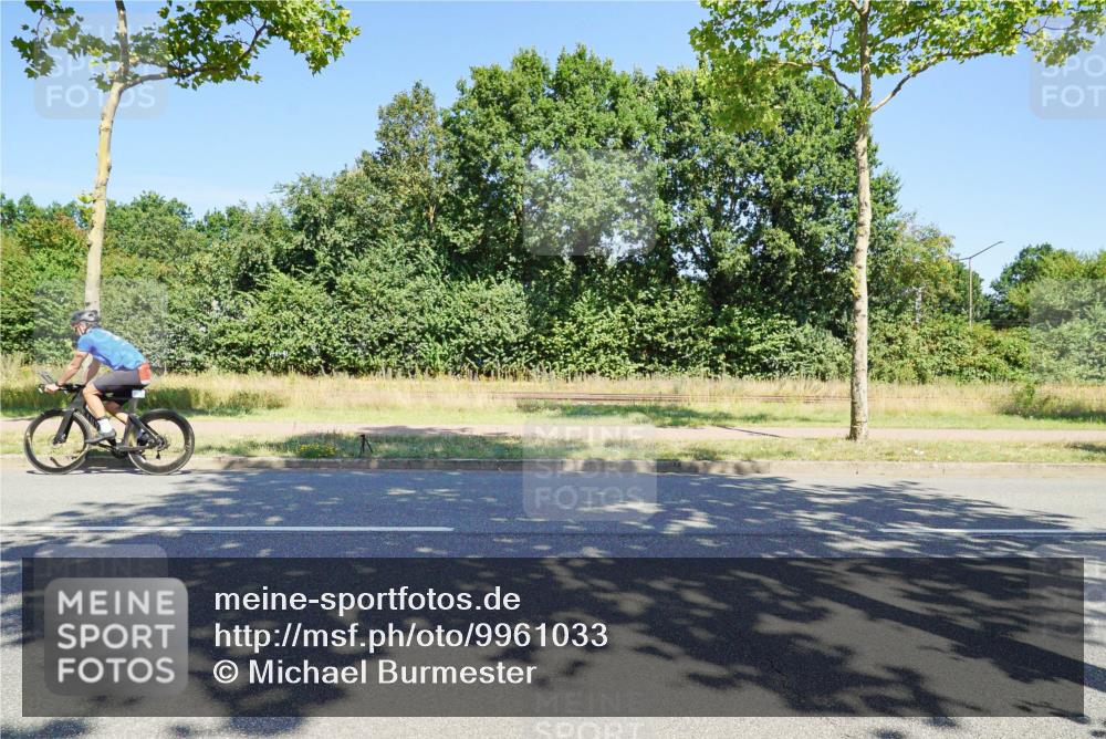 09.08.2026 - GEWOBA Citytriathlon Bremen Michael Burmester http://msf.ph/oto/9961033 09.08.2026 13:02:01 Radfahren 546, 610, 731, 764, 813, 887, 889, 957, 1125 meine-sportfotos.de