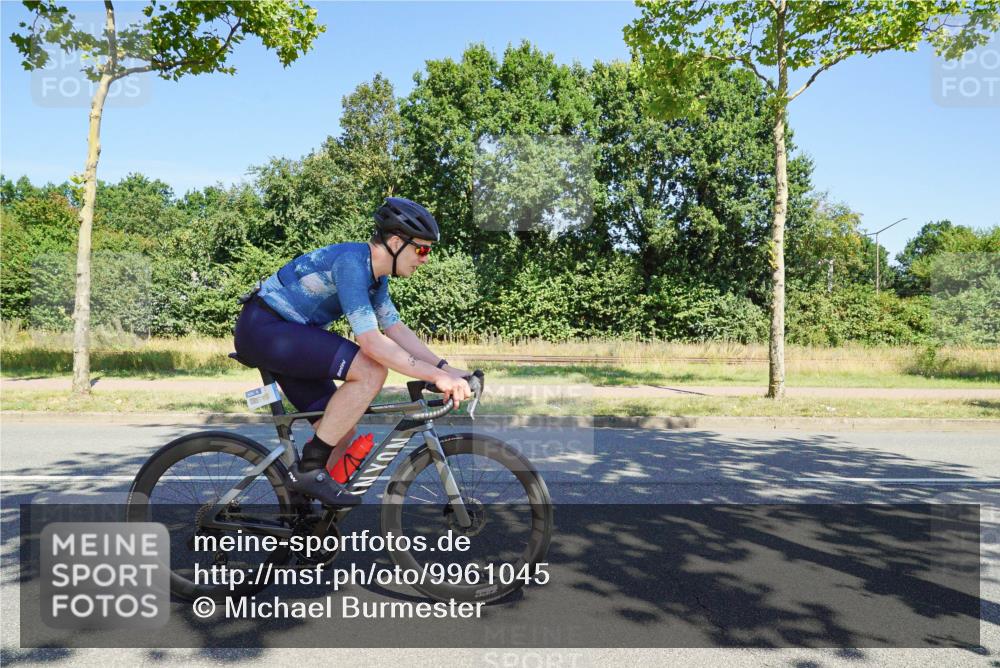 09.08.2026 - GEWOBA Citytriathlon Bremen Michael Burmester http://msf.ph/oto/9961045 09.08.2026 13:02:22 Radfahren 629, 632, 676, 723, 890, 966, 1011 meine-sportfotos.de