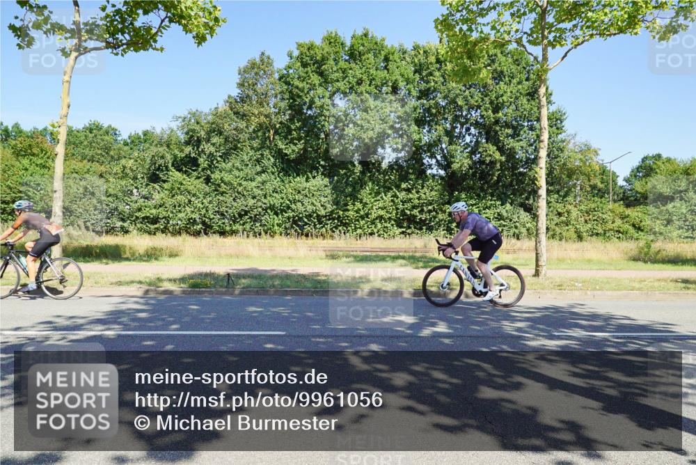 09.08.2026 - GEWOBA Citytriathlon Bremen Michael Burmester http://msf.ph/oto/9961056 09.08.2026 13:02:35 Radfahren 607, 614, 632, 691, 723, 791, 873, 966, 1007, 1011, 1020 meine-sportfotos.de