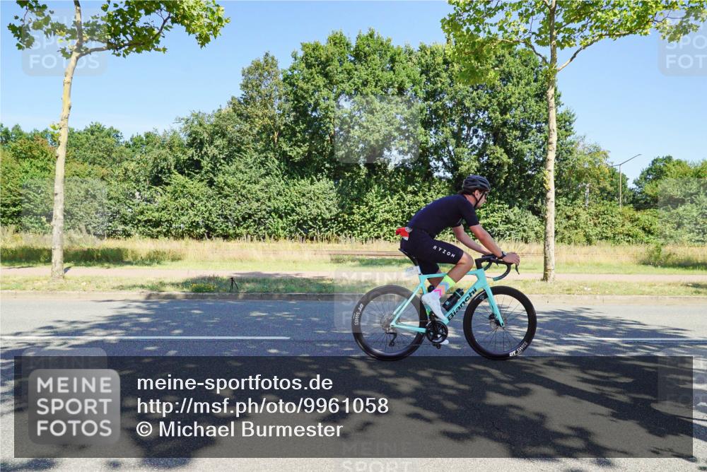 09.08.2026 - GEWOBA Citytriathlon Bremen Michael Burmester http://msf.ph/oto/9961058 09.08.2026 13:02:38 Radfahren 607, 614, 632, 654, 691, 723, 791, 873, 966, 1007, 1011, 1020 meine-sportfotos.de