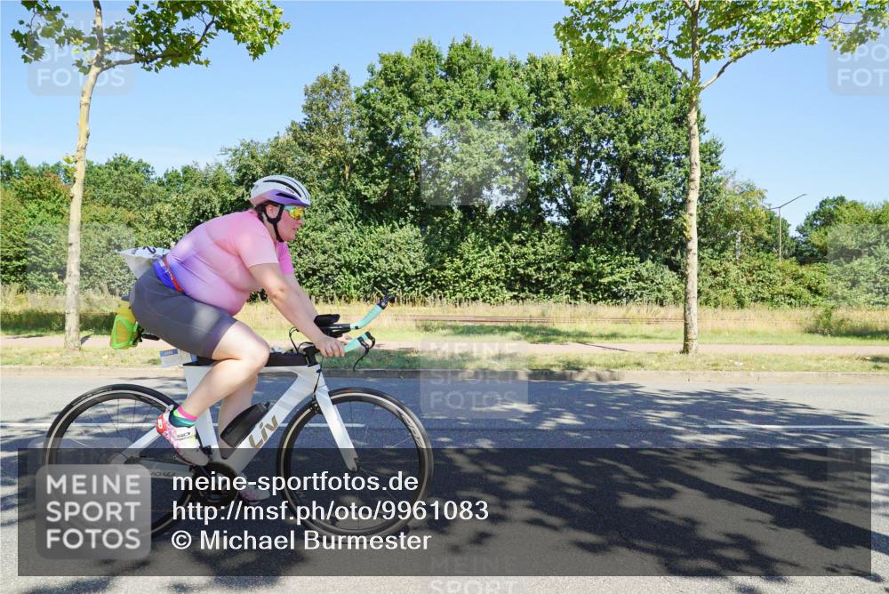 09.08.2026 - GEWOBA Citytriathlon Bremen Michael Burmester http://msf.ph/oto/9961083 09.08.2026 13:03:18 Radfahren 703, 768, 779, 898, 985, 1102 meine-sportfotos.de