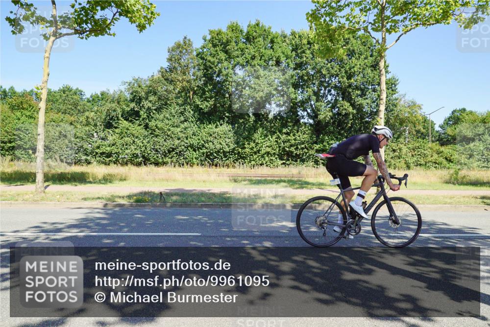 09.08.2026 - GEWOBA Citytriathlon Bremen Michael Burmester http://msf.ph/oto/9961095 09.08.2026 13:03:30 Radfahren 591, 616, 703, 735, 768, 793, 885, 945, 985, 1106 meine-sportfotos.de