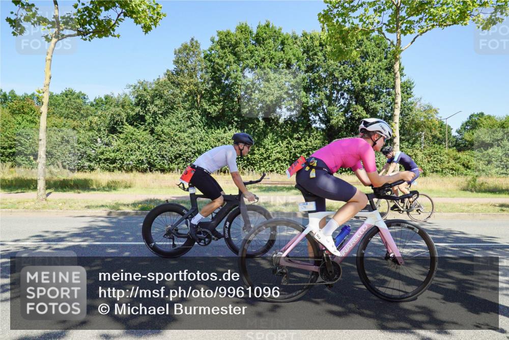 09.08.2026 - GEWOBA Citytriathlon Bremen Michael Burmester http://msf.ph/oto/9961096 09.08.2026 13:03:30 Radfahren 591, 616, 703, 735, 768, 793, 885, 945, 985, 1106 meine-sportfotos.de