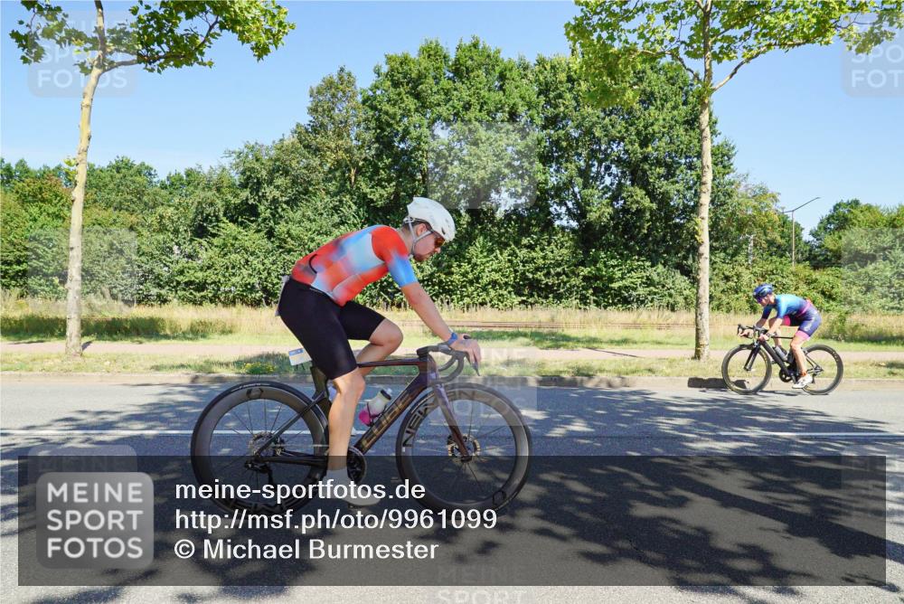 09.08.2026 - GEWOBA Citytriathlon Bremen Michael Burmester http://msf.ph/oto/9961099 09.08.2026 13:03:33 Radfahren 575, 591, 616, 703, 735, 768, 793, 835, 885, 945, 1106 meine-sportfotos.de
