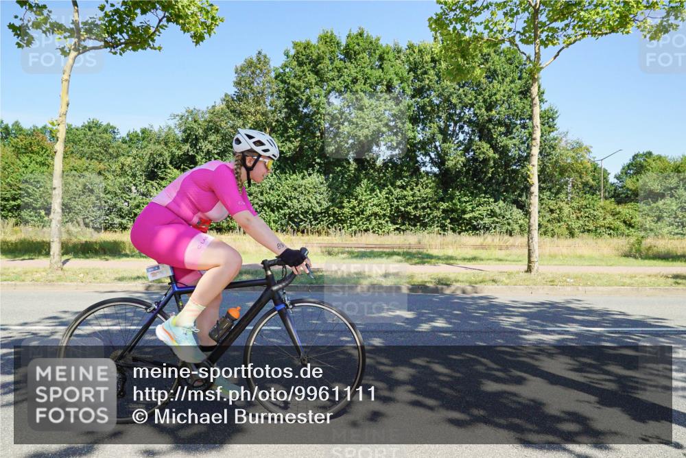09.08.2026 - GEWOBA Citytriathlon Bremen Michael Burmester http://msf.ph/oto/9961111 09.08.2026 13:03:50 Radfahren 575, 646, 698, 721, 769, 793, 828, 835, 842, 891, 974, 1122, 1157 meine-sportfotos.de
