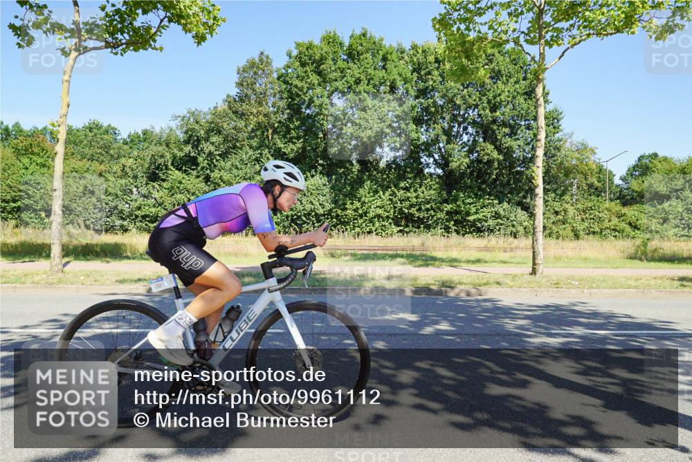 09.08.2026 - GEWOBA Citytriathlon Bremen Michael Burmester http://msf.ph/oto/9961112 09.08.2026 13:03:53 Radfahren 646, 698, 721, 769, 828, 842, 891, 974, 996, 1108, 1122, 1157 meine-sportfotos.de