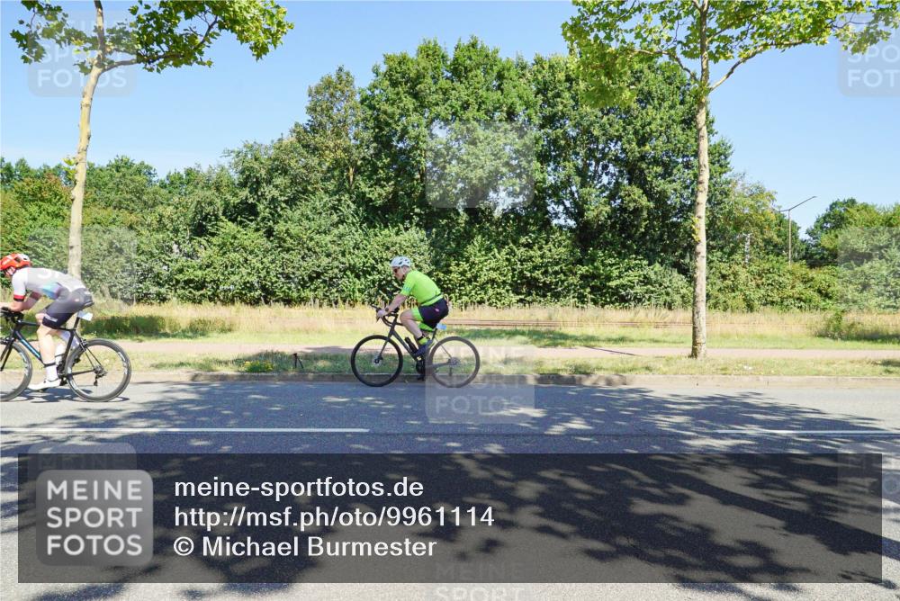 09.08.2026 - GEWOBA Citytriathlon Bremen Michael Burmester http://msf.ph/oto/9961114 09.08.2026 13:03:56 Radfahren 646, 698, 769, 828, 842, 891, 974, 996, 1108, 1157 meine-sportfotos.de