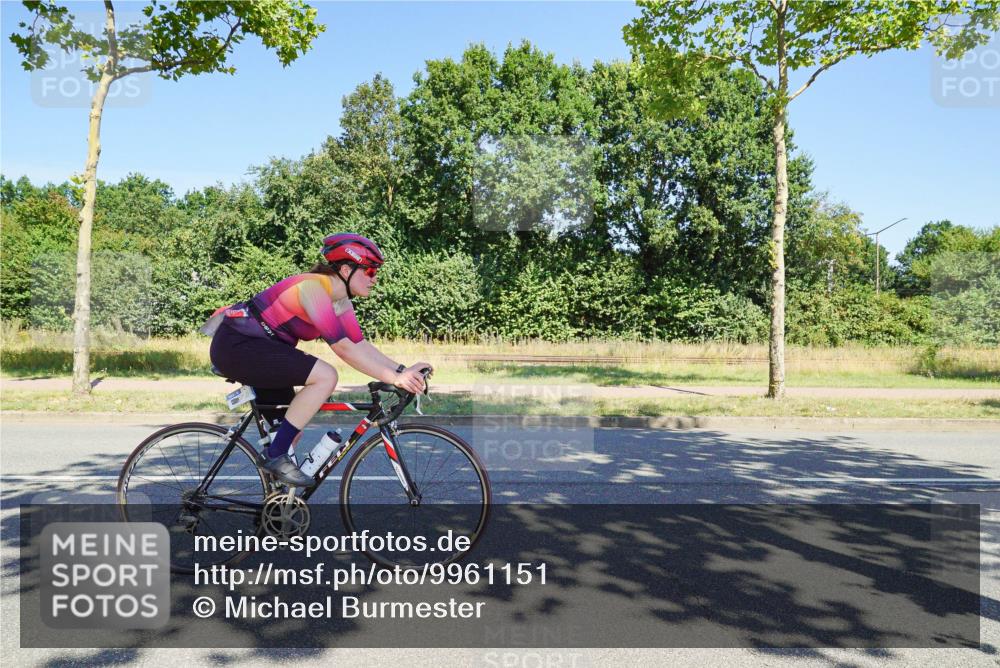 09.08.2026 - GEWOBA Citytriathlon Bremen Michael Burmester http://msf.ph/oto/9961151 09.08.2026 13:05:02 Radfahren 652, 738, 747, 773, 777, 908, 917, 922 meine-sportfotos.de