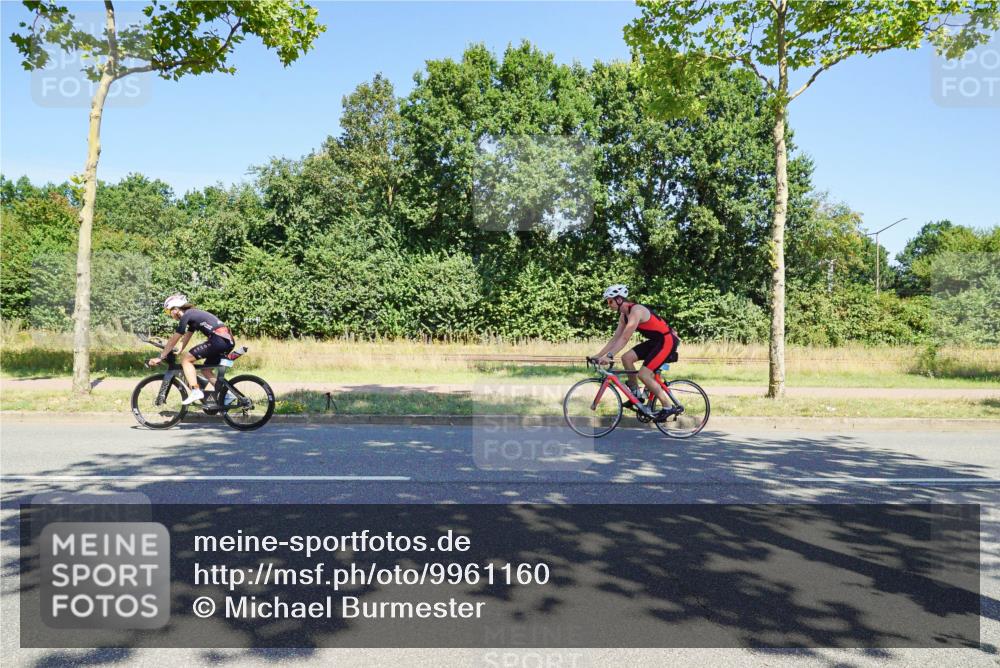 09.08.2026 - GEWOBA Citytriathlon Bremen Michael Burmester http://msf.ph/oto/9961160 09.08.2026 13:05:22 Radfahren 583, 818, 830, 1139 meine-sportfotos.de