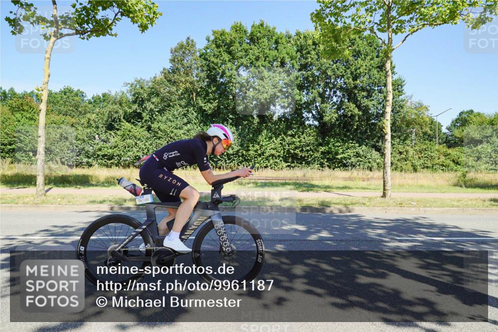 09.08.2026 - GEWOBA Citytriathlon Bremen Michael Burmester http://msf.ph/oto/9961187 09.08.2026 13:06:10 Radfahren 540, 547, 619, 765, 969 meine-sportfotos.de