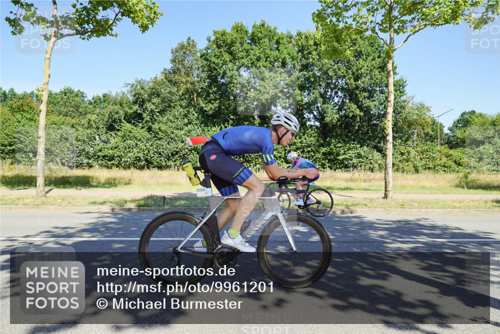 09.08.2026 - GEWOBA Citytriathlon Bremen Michael Burmester http://msf.ph/oto/9961201 09.08.2026 13:06:34 Radfahren 544, 554, 624, 644, 647, 677, 683, 685, 811, 824, 882, 927, 987 meine-sportfotos.de