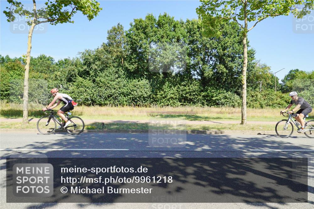 09.08.2026 - GEWOBA Citytriathlon Bremen Michael Burmester http://msf.ph/oto/9961218 09.08.2026 13:07:05 Radfahren 592, 680, 719, 784, 924, 1008, 1155 meine-sportfotos.de