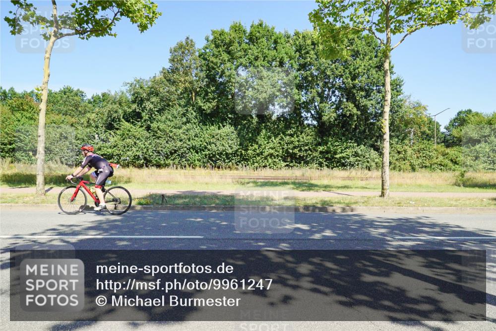 09.08.2026 - GEWOBA Citytriathlon Bremen Michael Burmester http://msf.ph/oto/9961247 09.08.2026 13:08:16 Radfahren 710, 730, 899, 979, 1150 meine-sportfotos.de