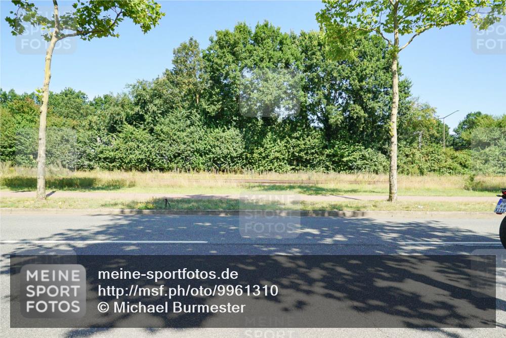 09.08.2026 - GEWOBA Citytriathlon Bremen Michael Burmester http://msf.ph/oto/9961310 09.08.2026 13:10:07 Radfahren 545, 739, 778, 799, 807, 880, 1130 meine-sportfotos.de