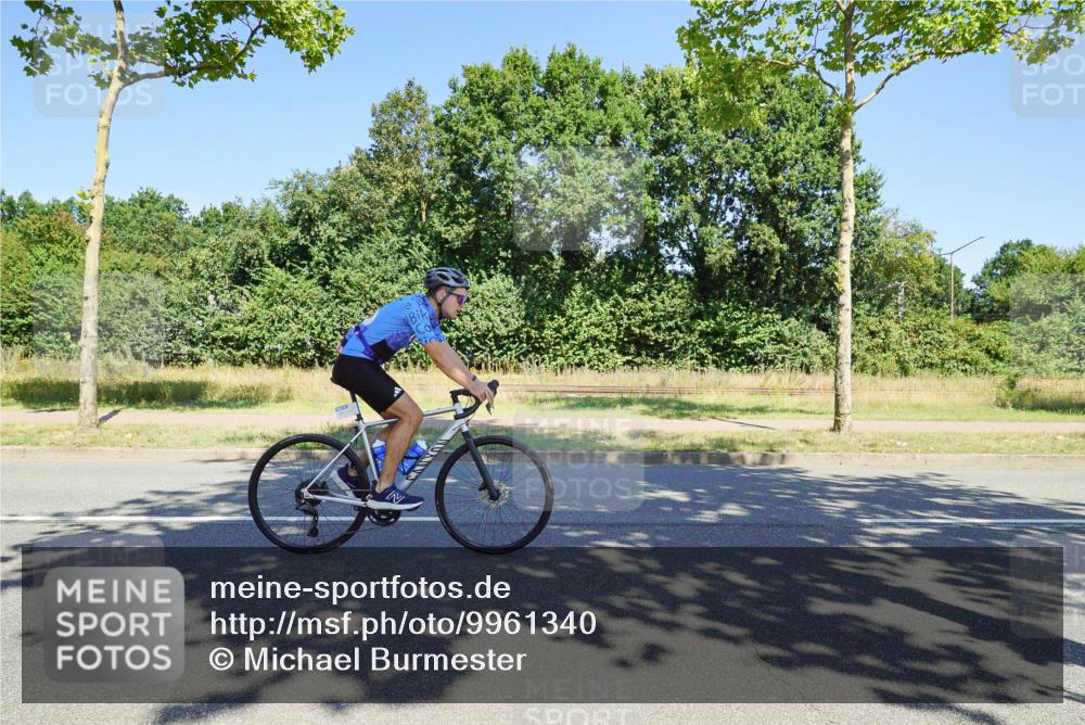 09.08.2026 - GEWOBA Citytriathlon Bremen Michael Burmester http://msf.ph/oto/9961340 09.08.2026 13:11:00 Radfahren 598, 600, 615, 749, 750, 794, 884, 964, 993 meine-sportfotos.de