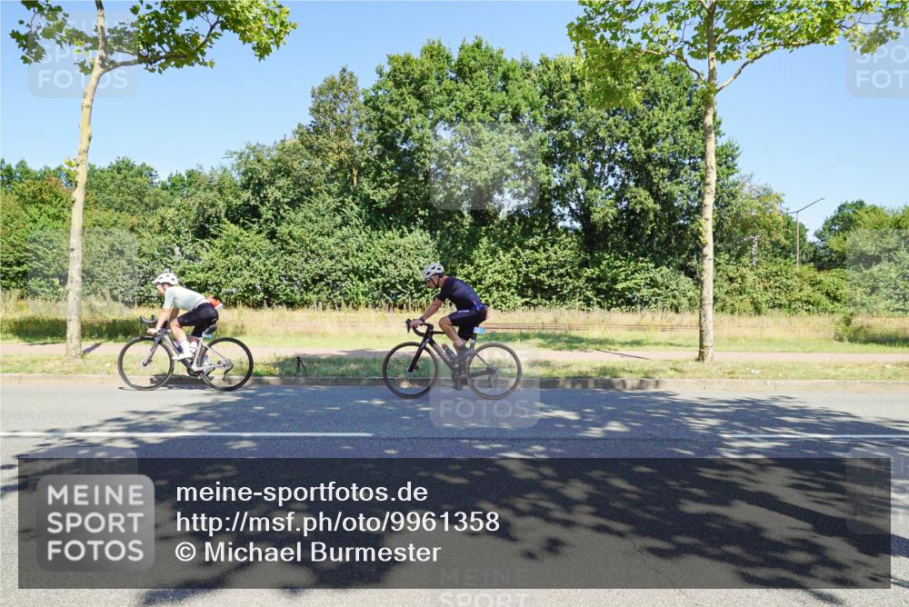 09.08.2026 - GEWOBA Citytriathlon Bremen Michael Burmester http://msf.ph/oto/9961358 09.08.2026 13:11:26 Radfahren 566, 606, 611, 639, 655, 728, 788, 790, 792, 814, 869, 901 meine-sportfotos.de