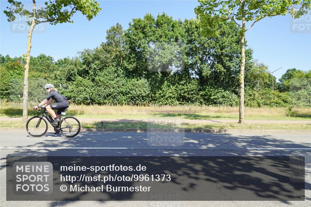 09.08.2026 - GEWOBA Citytriathlon Bremen Michael Burmester http://msf.ph/oto/9961373 09.08.2026 13:11:38 Radfahren 582, 606, 609, 611, 655, 726, 790, 869, 901, 990 meine-sportfotos.de