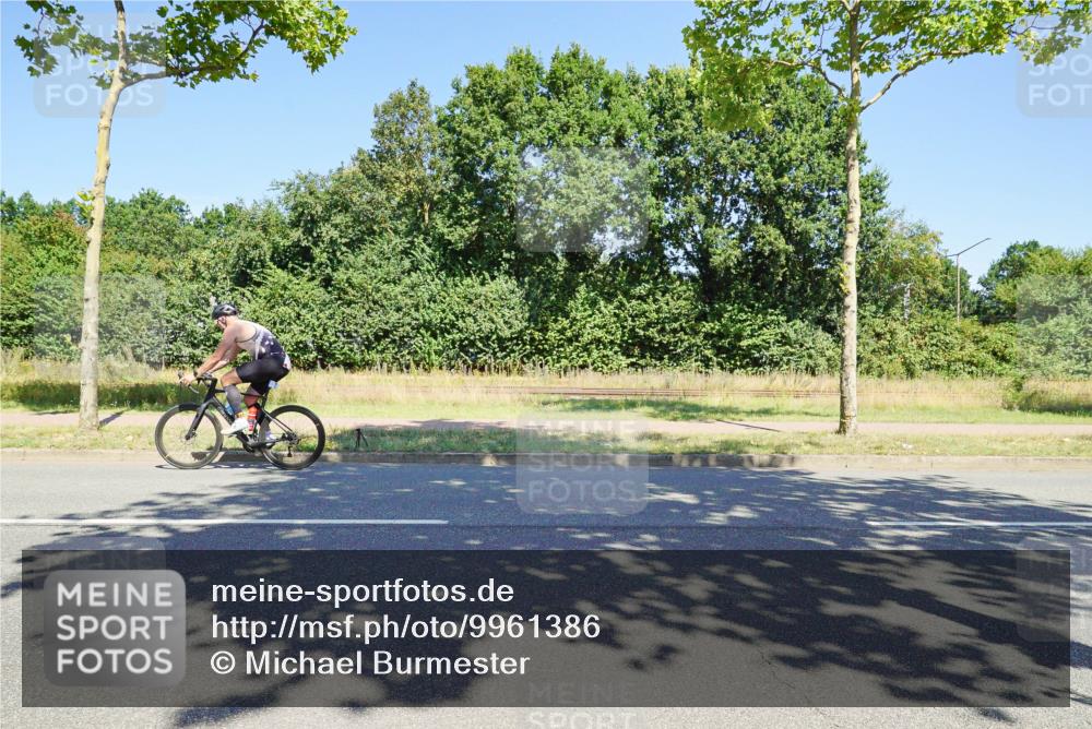 09.08.2026 - GEWOBA Citytriathlon Bremen Michael Burmester http://msf.ph/oto/9961386 09.08.2026 13:12:06 Radfahren 783, 812, 848 meine-sportfotos.de