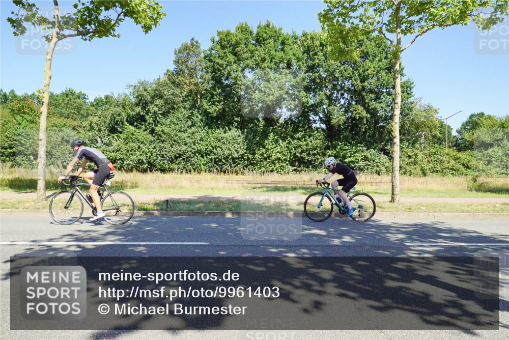 09.08.2026 - GEWOBA Citytriathlon Bremen Michael Burmester http://msf.ph/oto/9961403 09.08.2026 13:12:28 Radfahren 552, 636, 638, 744, 745, 758, 816, 846, 861, 864, 895, 909, 911, 935, 981, 1015, 1019, 1111 meine-sportfotos.de