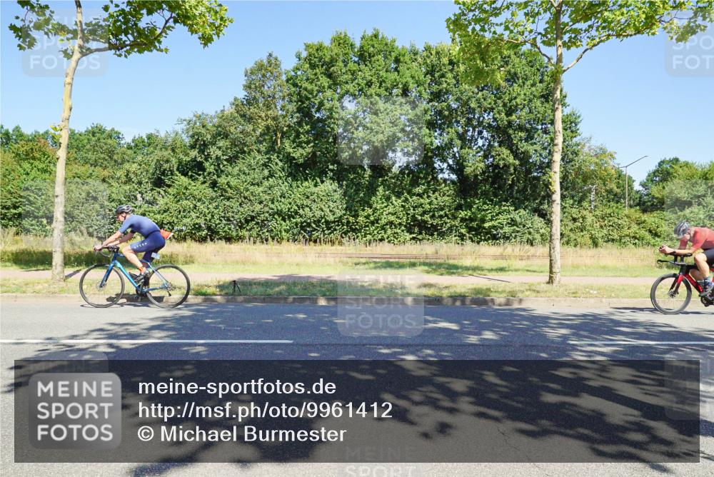 09.08.2026 - GEWOBA Citytriathlon Bremen Michael Burmester http://msf.ph/oto/9961412 09.08.2026 13:12:52 Radfahren 804, 960, 1006, 1142 meine-sportfotos.de
