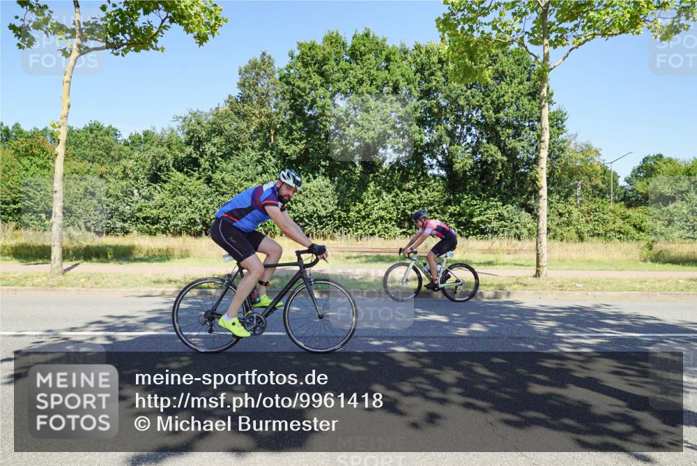 09.08.2026 - GEWOBA Citytriathlon Bremen Michael Burmester http://msf.ph/oto/9961418 09.08.2026 13:13:03 Radfahren 804, 939, 1006, 1118, 1138 meine-sportfotos.de