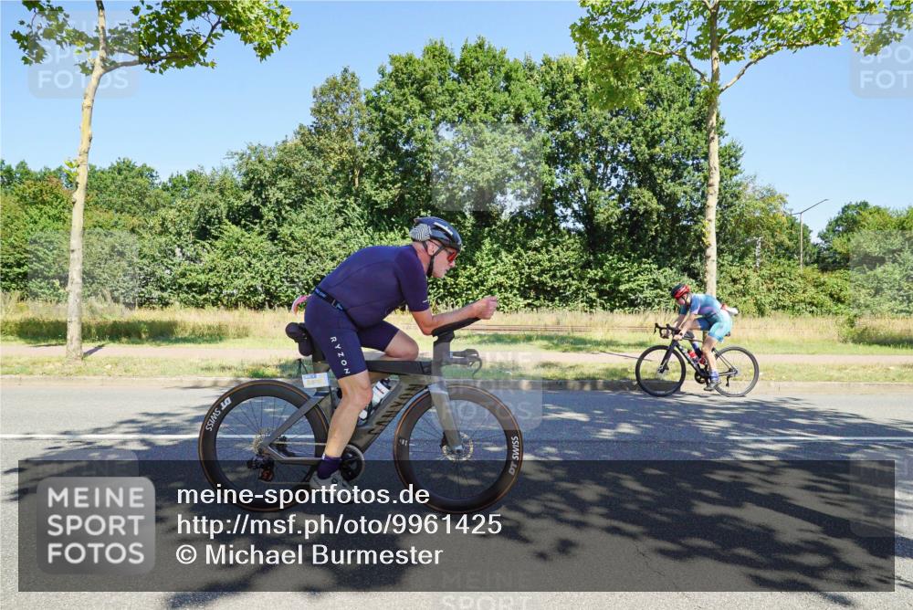 09.08.2026 - GEWOBA Citytriathlon Bremen Michael Burmester http://msf.ph/oto/9961425 09.08.2026 13:13:26 Radfahren 839, 871, 920, 921, 982 meine-sportfotos.de