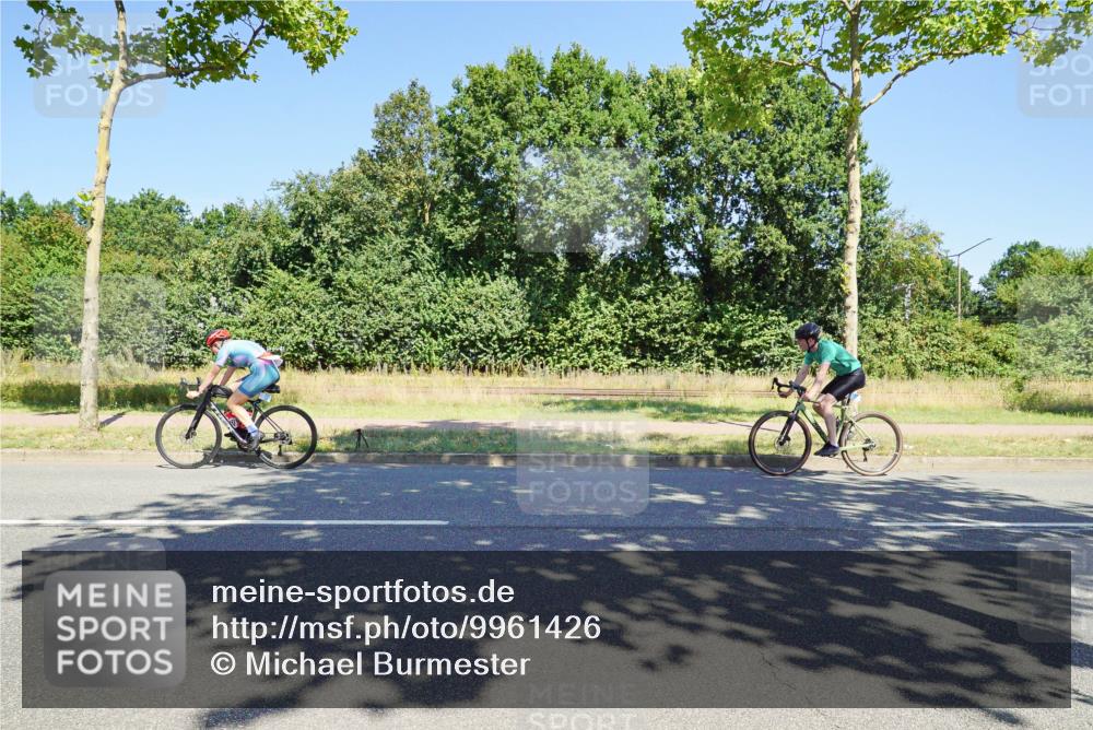 09.08.2026 - GEWOBA Citytriathlon Bremen Michael Burmester http://msf.ph/oto/9961426 09.08.2026 13:13:27 Radfahren 839, 871, 920, 921, 982 meine-sportfotos.de