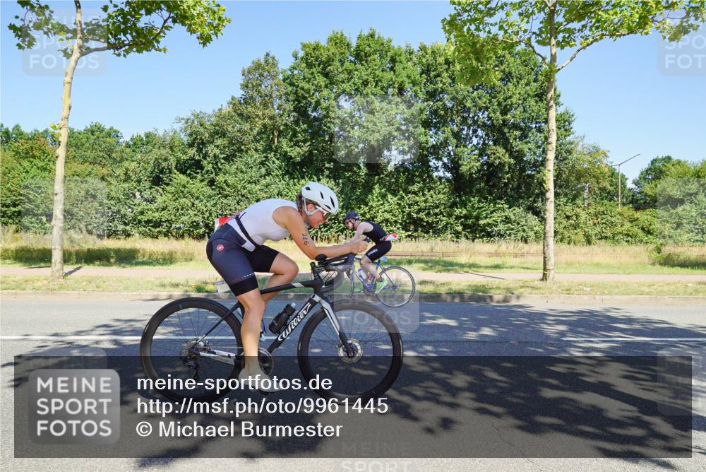 09.08.2026 - GEWOBA Citytriathlon Bremen Michael Burmester http://msf.ph/oto/9961445 09.08.2026 13:14:14 Radfahren 902, 912, 972, 1012, 1146, 1147 meine-sportfotos.de