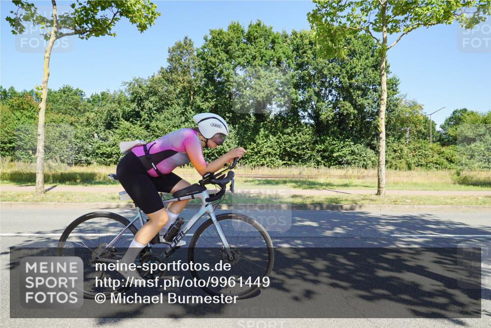 09.08.2026 - GEWOBA Citytriathlon Bremen Michael Burmester http://msf.ph/oto/9961449 09.08.2026 13:14:20 Radfahren 902, 912, 972, 1146, 1147 meine-sportfotos.de