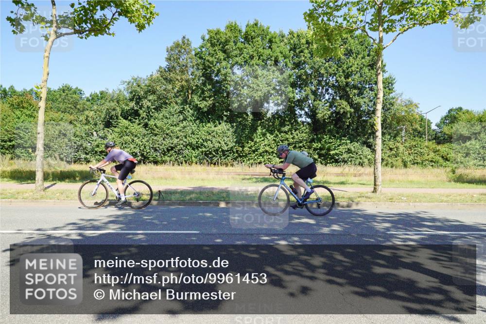 09.08.2026 - GEWOBA Citytriathlon Bremen Michael Burmester http://msf.ph/oto/9961453 09.08.2026 13:14:34 Radfahren 872 meine-sportfotos.de