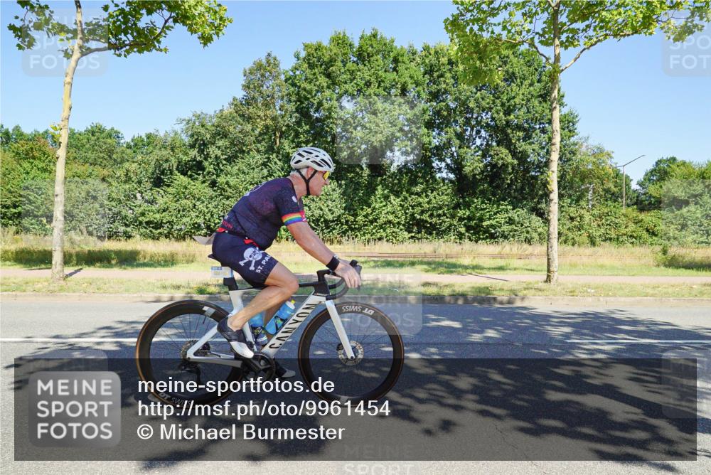 09.08.2026 - GEWOBA Citytriathlon Bremen Michael Burmester http://msf.ph/oto/9961454 09.08.2026 13:14:36 Radfahren 872 meine-sportfotos.de